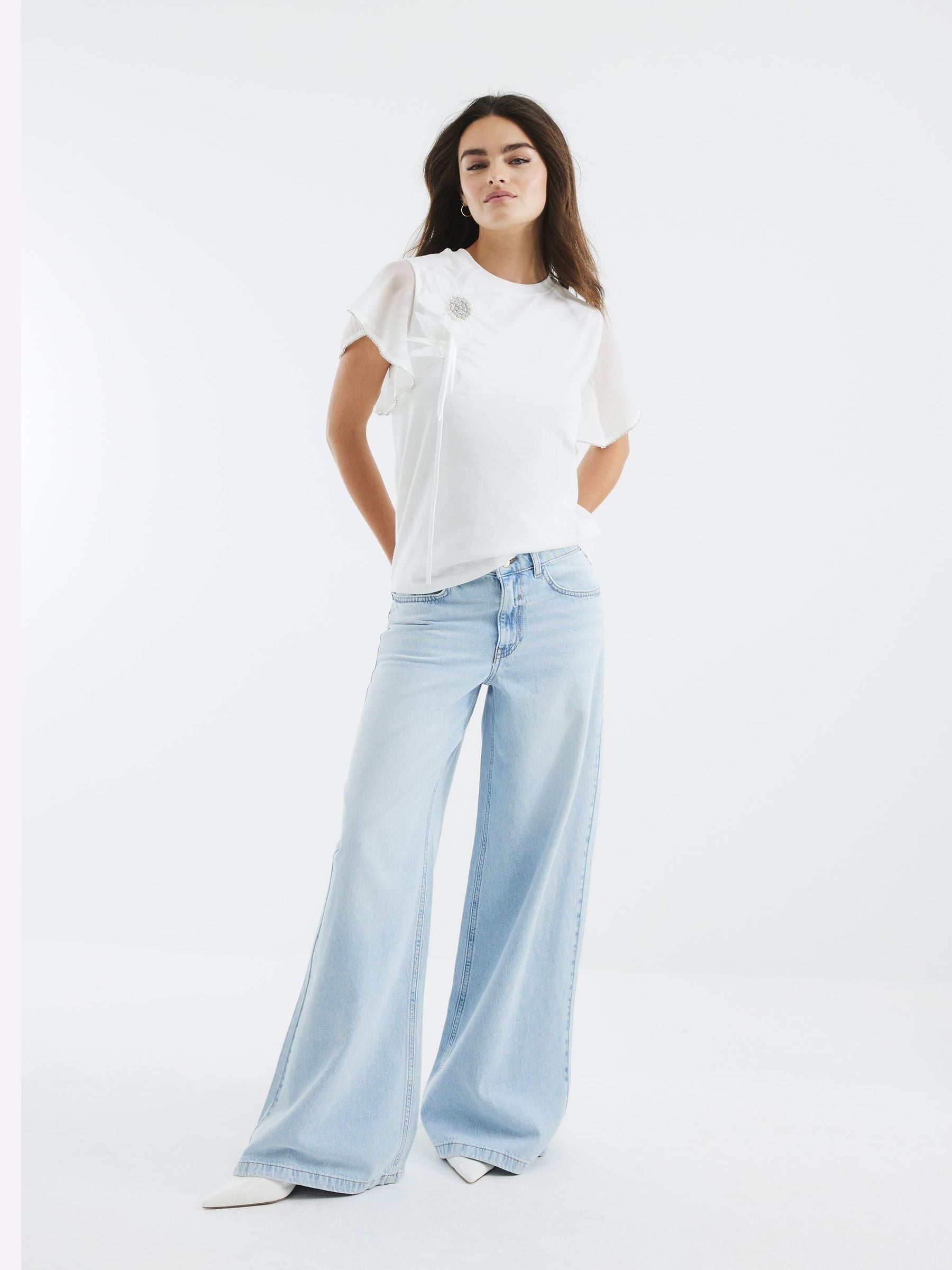 Buy River Island Diamante Flower Trim T-Shirt з сайту Next Ukraine