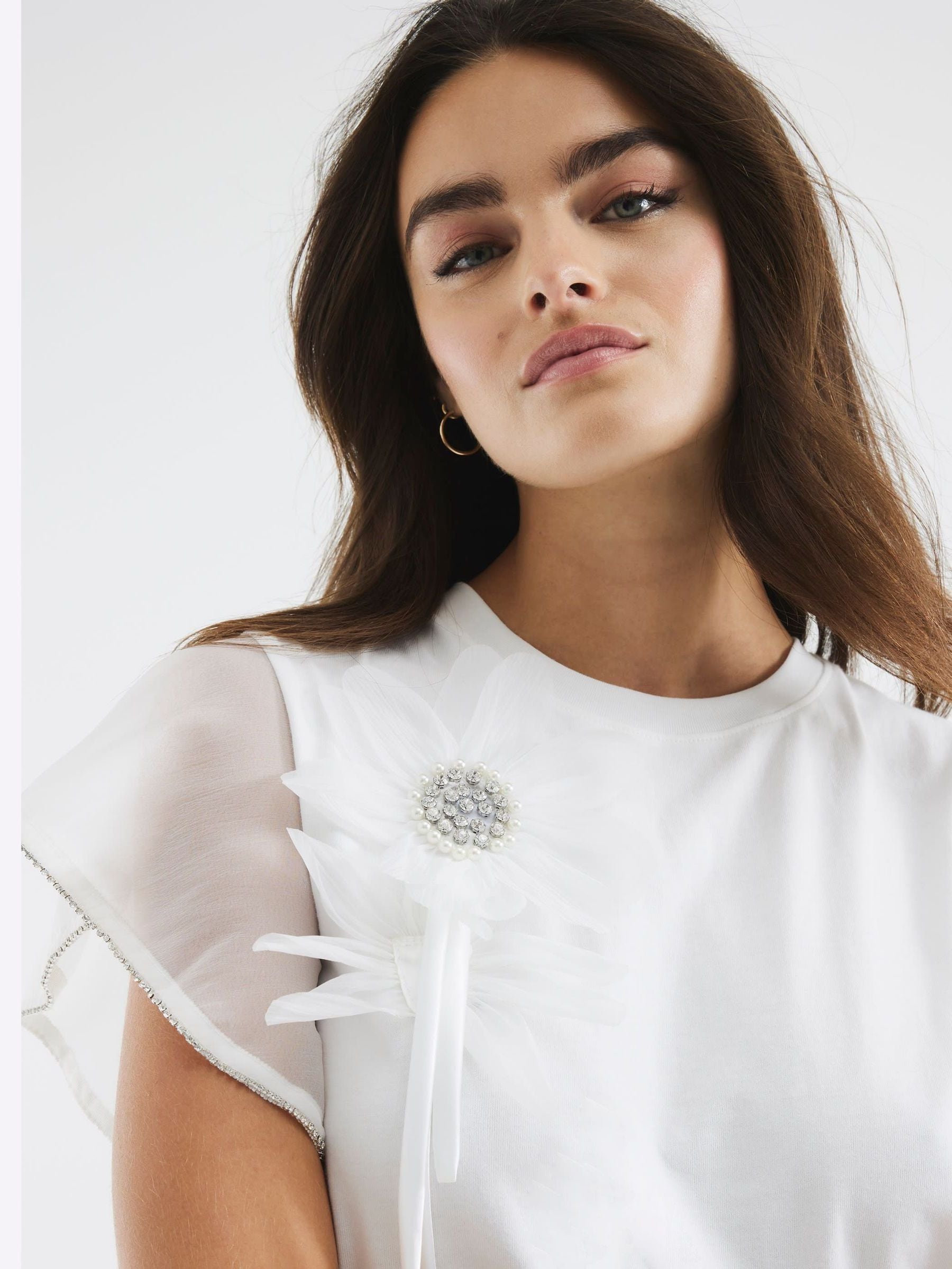 Buy River Island Diamante Flower Trim T-Shirt з сайту Next Ukraine