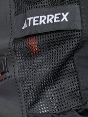 adidas Terrex Black Mountain 5L Trail Run Vest - Image 3 of 5