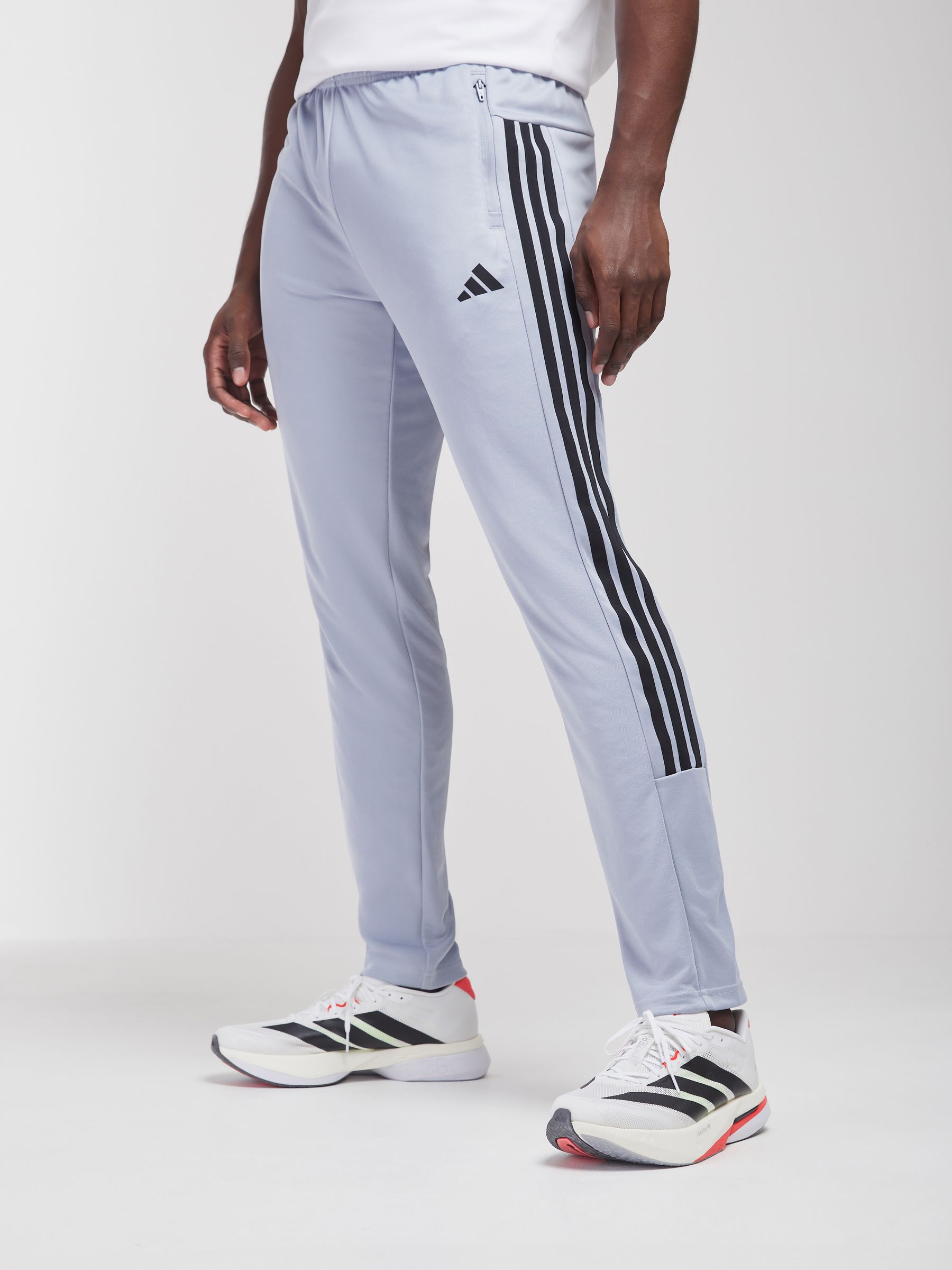 Next：日本 adidas Workout Essentials オールセット 3ストライプ