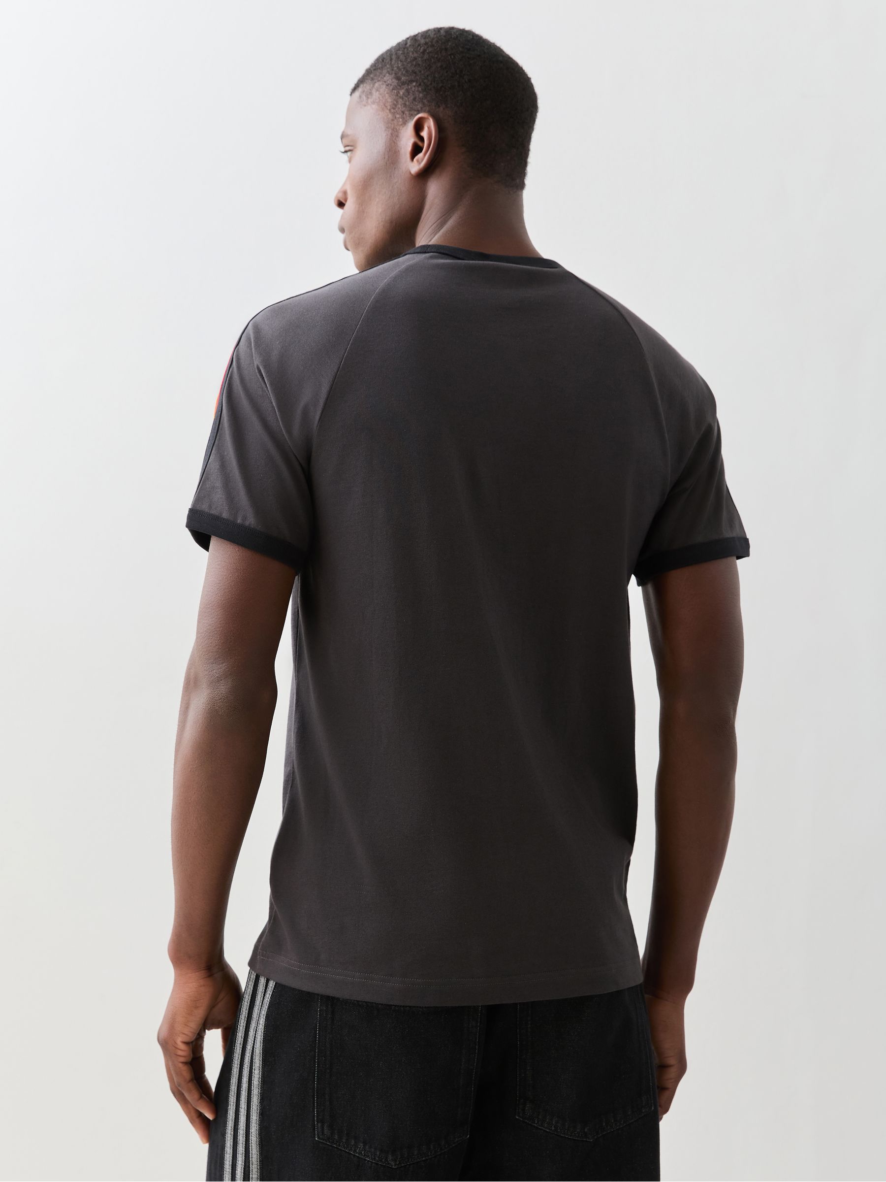 Comprar Cinza carvão - Camiseta adidas originals 3 from Next Brazil