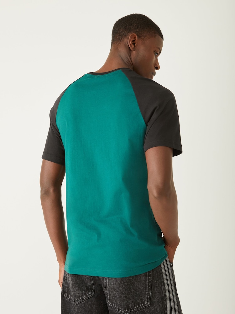 adidas Originals Green Chest Stripes T-Shirt - Image 2 of 4