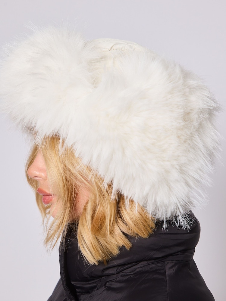 South Beach White Faux Fur lined Trapper Hat - Image 5 of 5 South Beach White Faux Fur lined Trapper Hat - Image 5 of 5