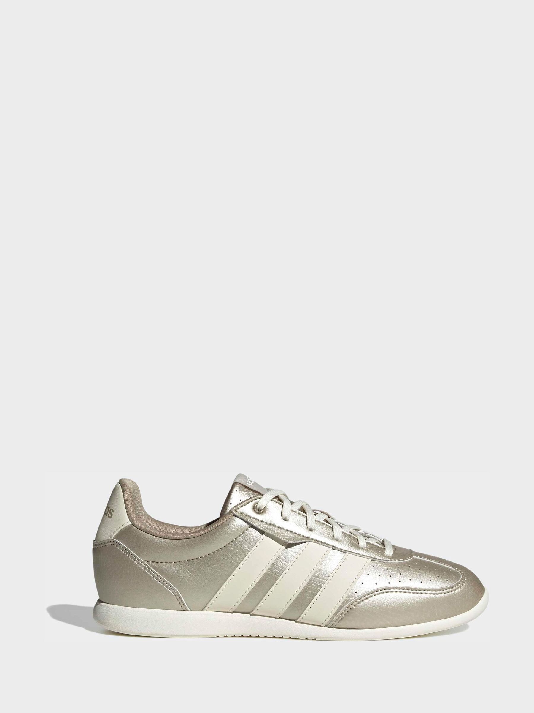 Next：日本 シルバー - adidas バレダロースニーカー from Next Japan