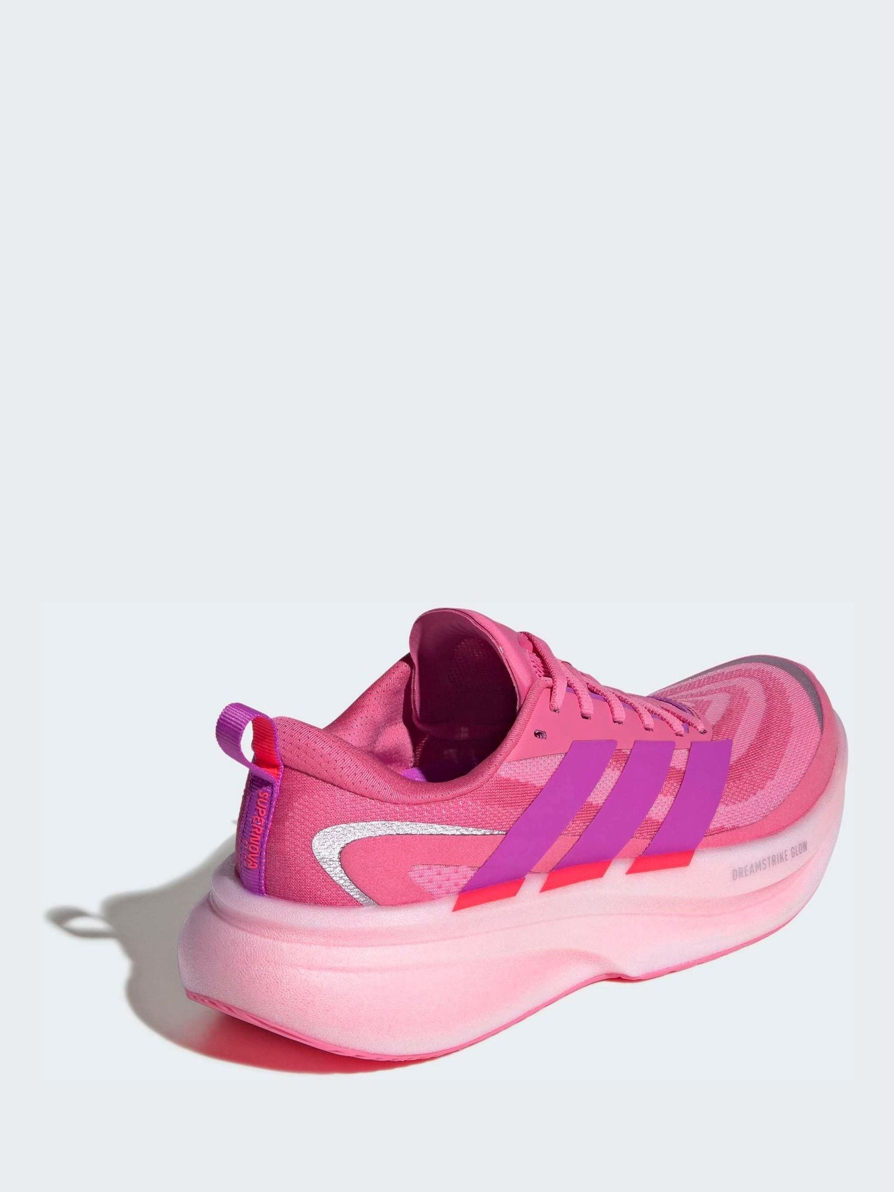 Next：日本 adidas スーパーノヴァグライドスニーカー from Next Japan