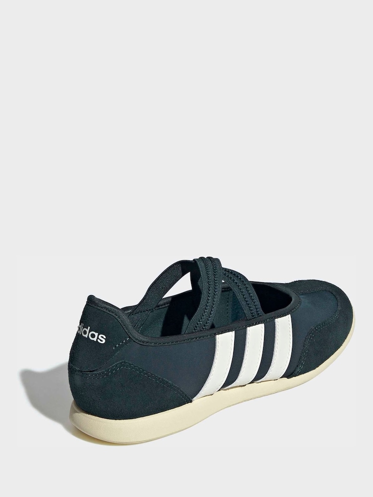 adidas Green Barreda Mary Jane Trainers - Image 2 of 9
