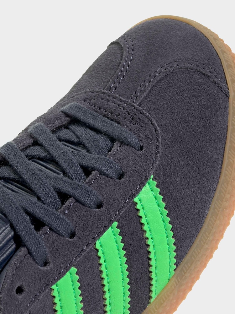 Buy adidas Originals Grey/Green Gazelle Kids Trainers from Next Peru