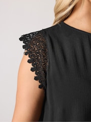 Yours Curve Black Crinkle Crochet Vest - Image 4 of 5