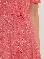 M&Co Red Ditsy Tie Waist Midi Dress - Image 4 of 5