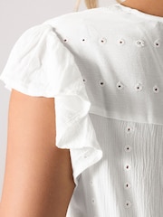 Yours Curve White Embroidered Crinkle Top - Image 4 of 5