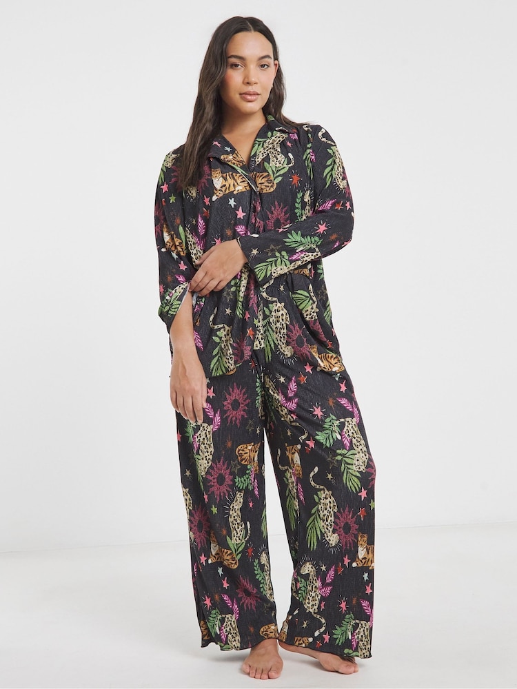 Simply Be Black Button Through Plisse Lounge Set - Image 2 of 4