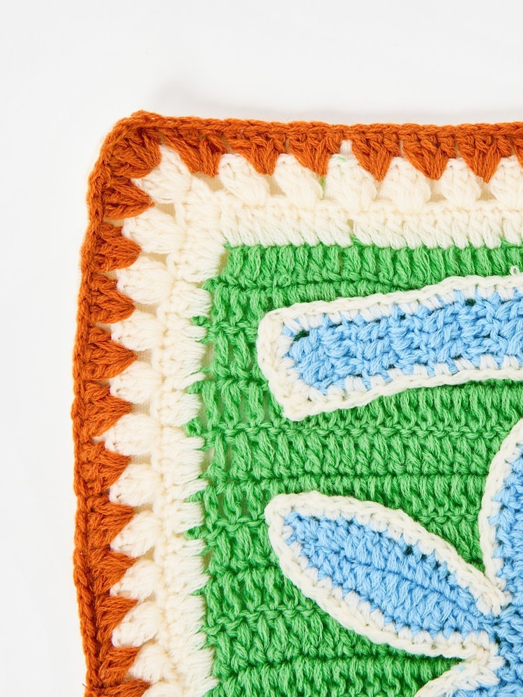 Oliver Bonas Green Palm Crochet Rectangular Cushion Cover - Image 4 of 4