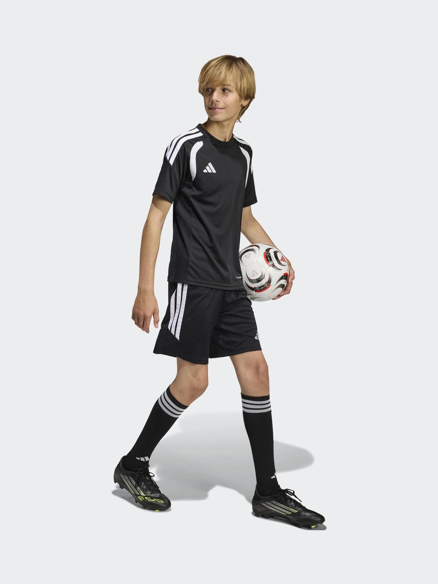 Comprar Preto - Calções de treino adidas Tiro 26 League from Next