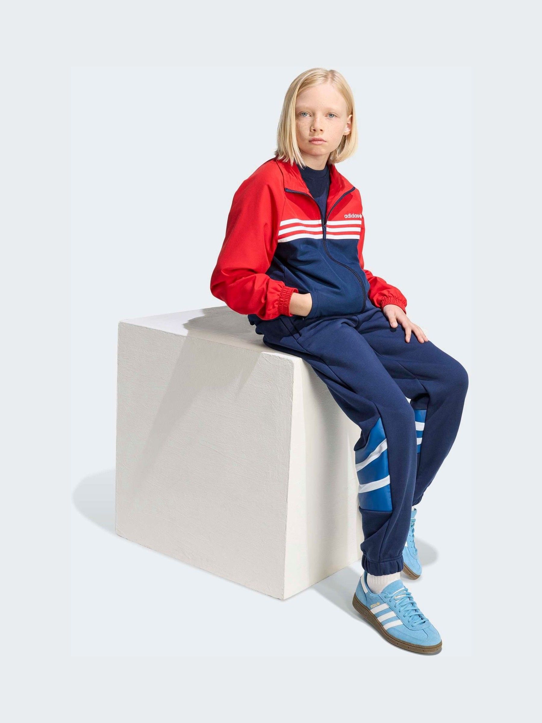 Next：日本 adidas originals 3 ストライプ ジャケット from Next Japan