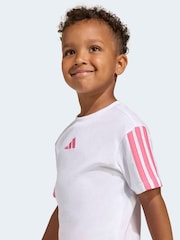 adidas סט בייסיק של מכנסיים קצרים וחולצת טי לילדים קטנים - תמונה 3 מתוך 8