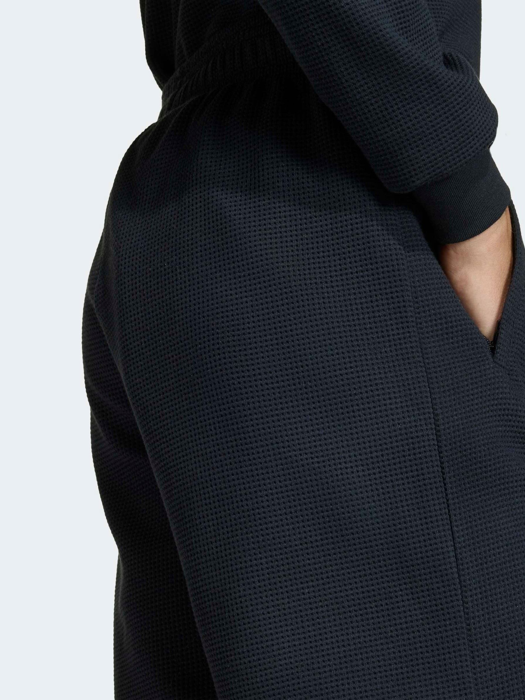 Next：日本 ブラック - adidas Originals ワッフル ショートパンツ