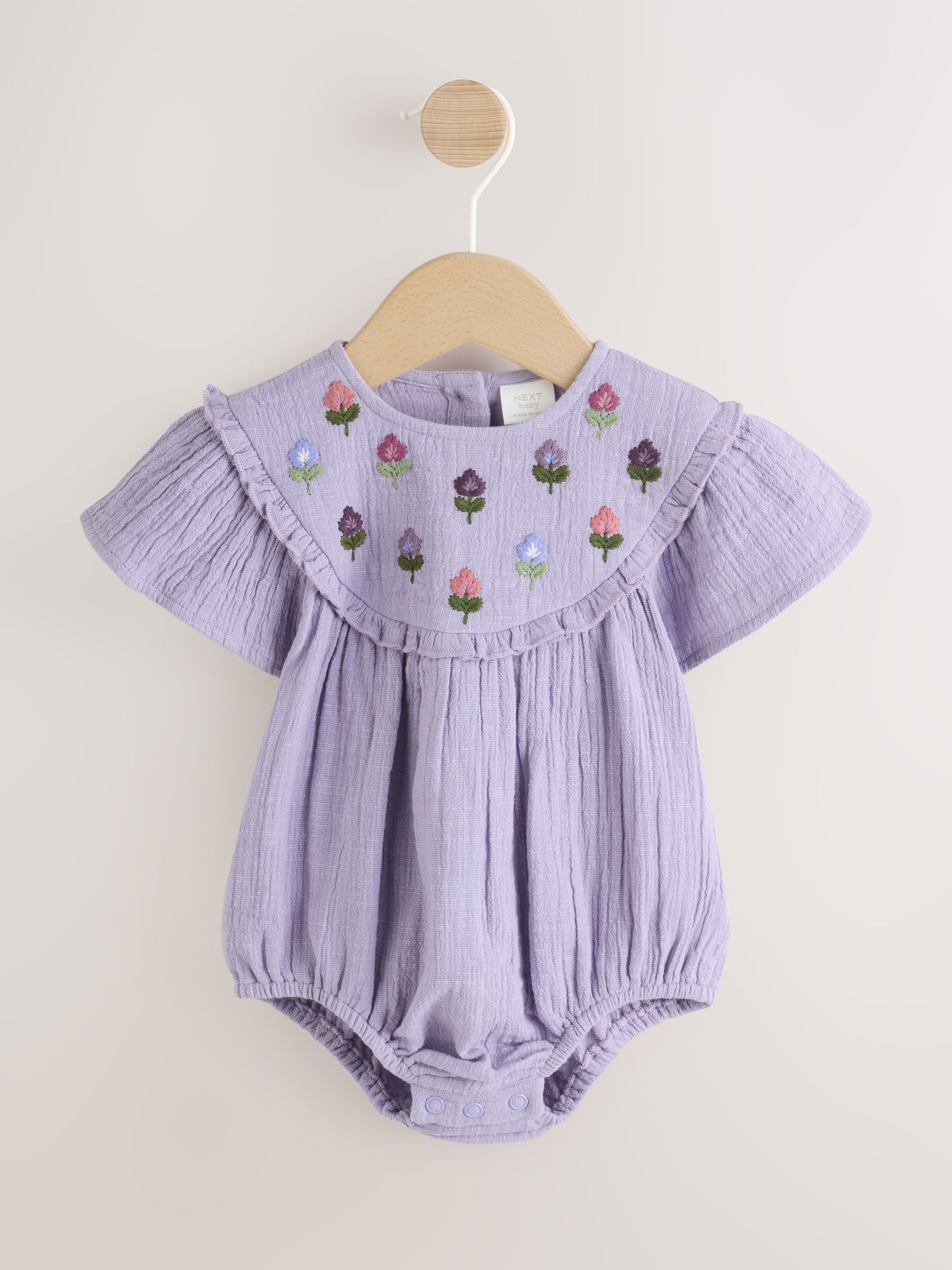 Next：日本 パープル 刺繍入り - ベビーブルマロンパース(0ヶ月〜2歳