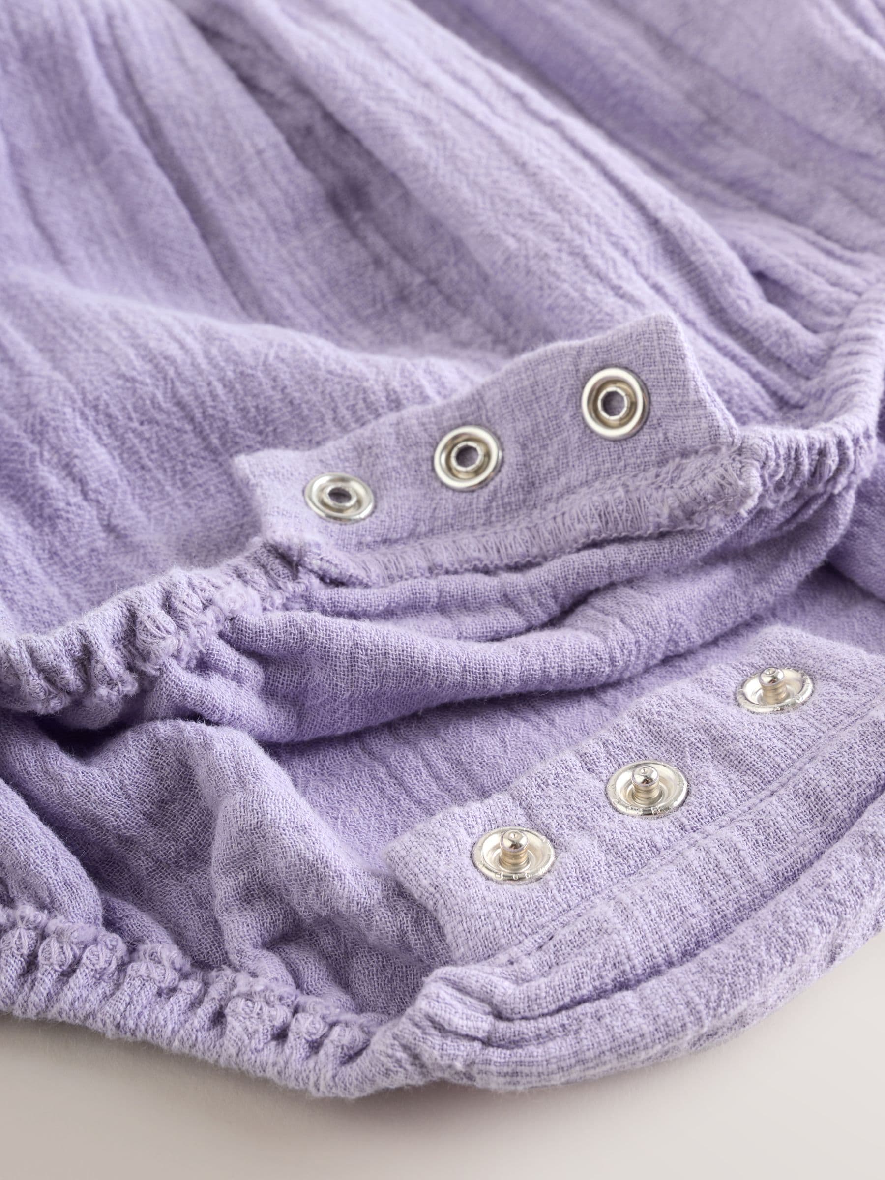 Next：日本 パープル 刺繍入り - ベビーブルマロンパース(0ヶ月〜2歳