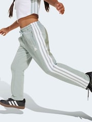 أبيض - adidas 3-Stripes Baby T-Shirt and Jogger Little Kids Set - صورة 5 من 10