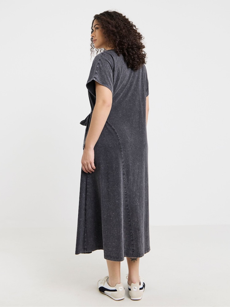 Simply Be Grey Acid Wash Tie Side Dress - Image 2 of 4 Simply Be Grey Acid Wash Tie Side Dress - Image 2 of 4