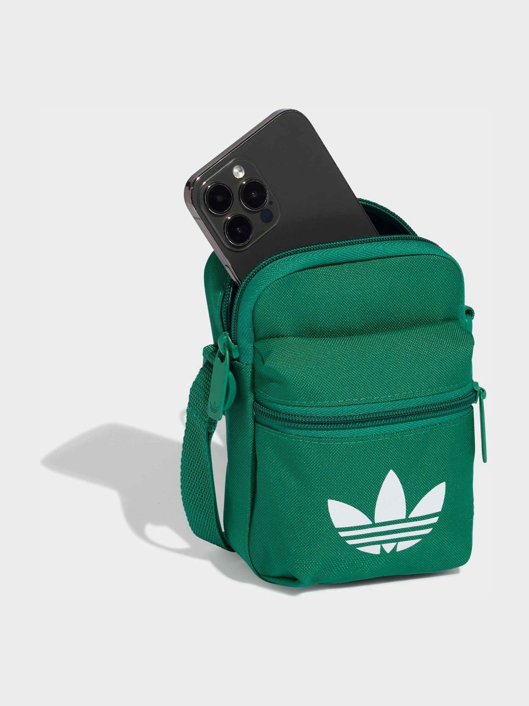 Next：日本 グリーン - adidas Originals Adicolor クラシック