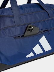 כחול  - adidas Training Defender Medium Duffle Bag - תמונה 4 מתוך 5