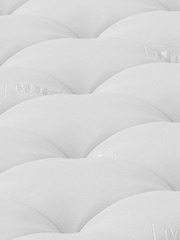 Millbrook Beds Exquisite Pillow Top 7000 Pocket Natural Medium Mattress - Image 5 of 6