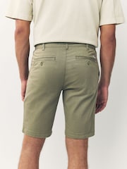Verde caqui - Bermudas de golf estilo chinos de algodón elástico y corte entallado de Lacoste - Imagen 2 de 4