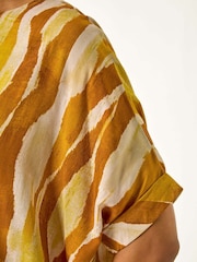 Alaranjado - Blusa Abstrata Roman com Botões - Imagem 5 de 5
