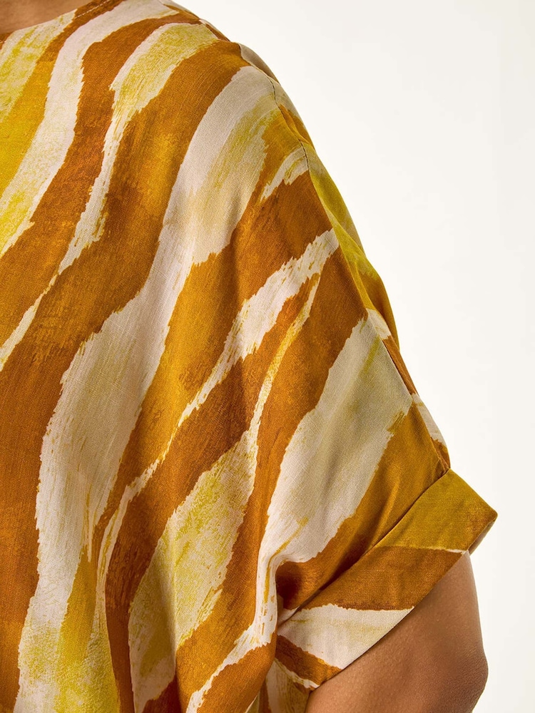 Alaranjado - Blusa Abstrata Roman com Botões - Imagem 5 de 5