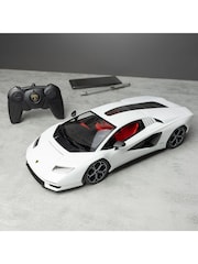MenKind White Remote Control Lamborghini Countach Gift Set LPI 8004 - Image 1 of 3