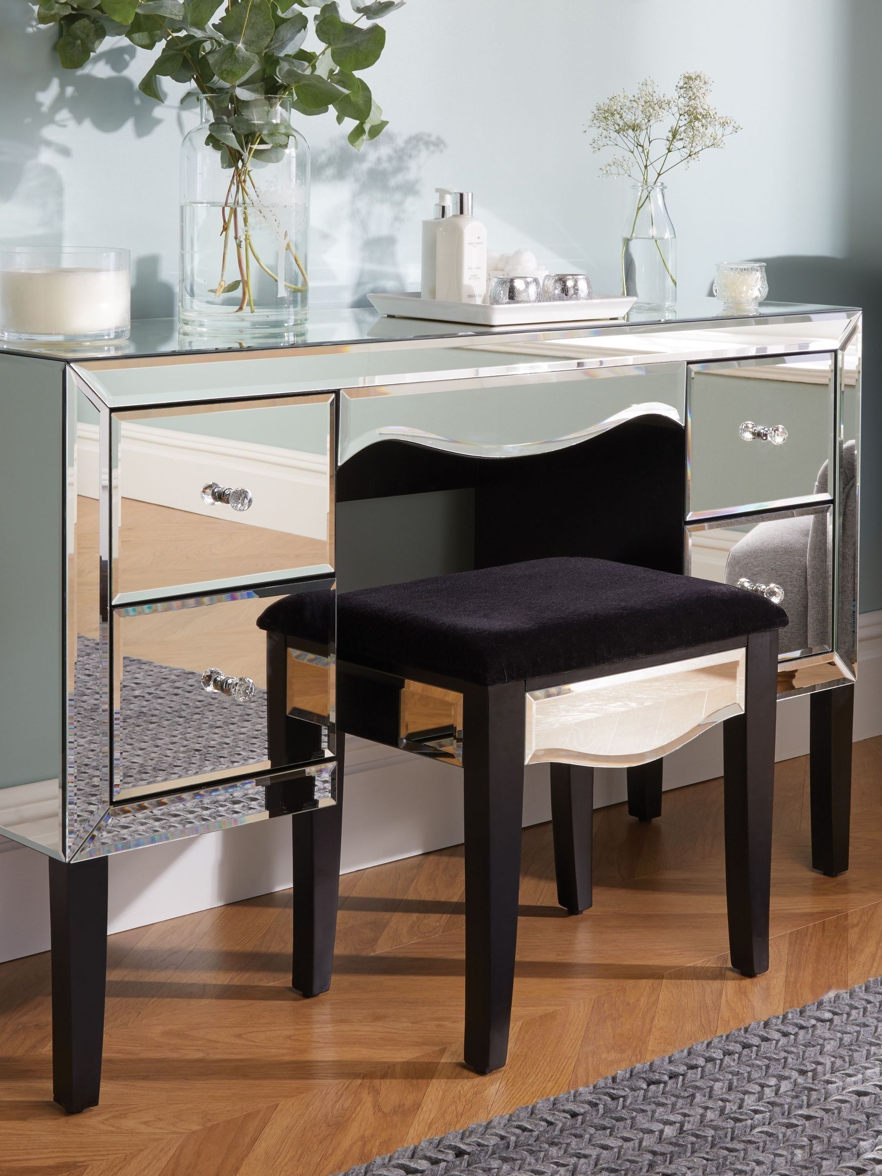 Birlea Glass Palermo Mirrored 4 Drawer Dressing Table - Image 8