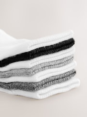 Black/White Baby Socks 7 Pack (0mths-2yrs) - Image 3 of 3
