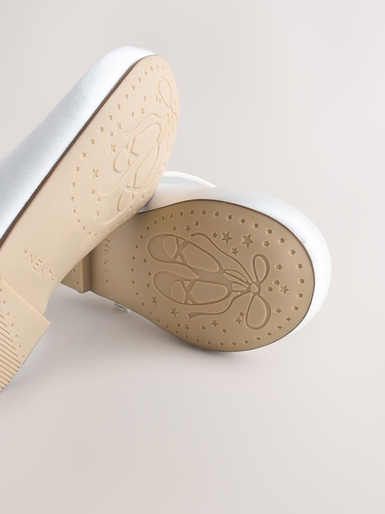 White Wide Fit (G) Flower Girl Occasion Mary Jane Shoes - Image 5 of 5 White Wide Fit (G) Flower Girl Occasion Mary Jane Shoes - Image 5 of 5