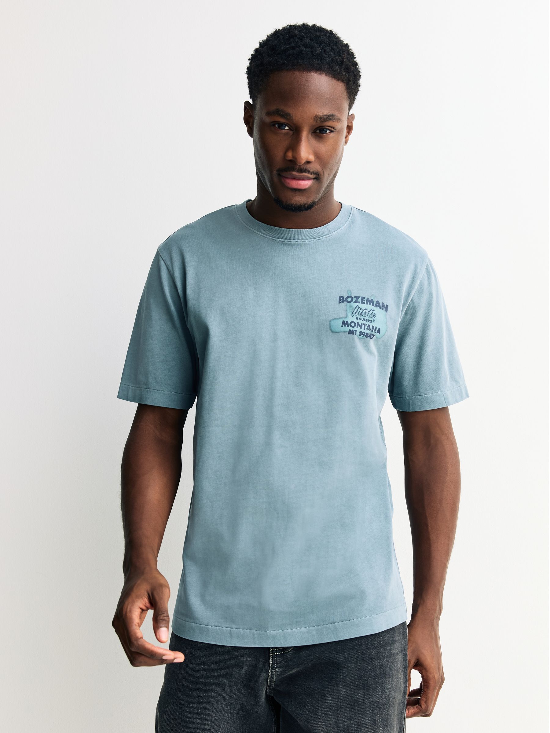 Buy Green/Blue/Pink Regular Fit Graphic Print T-Shirts 3 Pack from