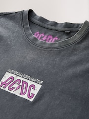 Svart ACDC - Vanlig passform - Band Graphic Print T-skjorte - Bilde 9 av 10