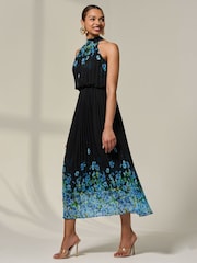 Azul - Vestido largo plisado con cuello halter de Jolie Moi - Imagen 5 de 6