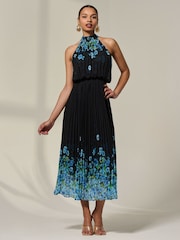 Azul - Vestido largo plisado con cuello halter de Jolie Moi - Imagen 6 de 6