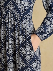 Joules Nia Navy Geo V-neck Long Sleeve Midaxi Dress - Image 4 of 8