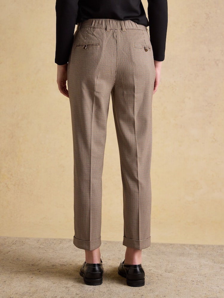 Joules Ada Brown Dogtooth Relaxed Trousers - Image 2 of 7 Joules Ada Brown Dogtooth Relaxed Trousers - Image 2 of 7