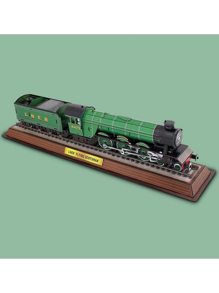 MenKind Green Flying Scotsman 3D Puzzle - Image 1 of 3 MenKind Green Flying Scotsman 3D Puzzle - Image 1 of 3