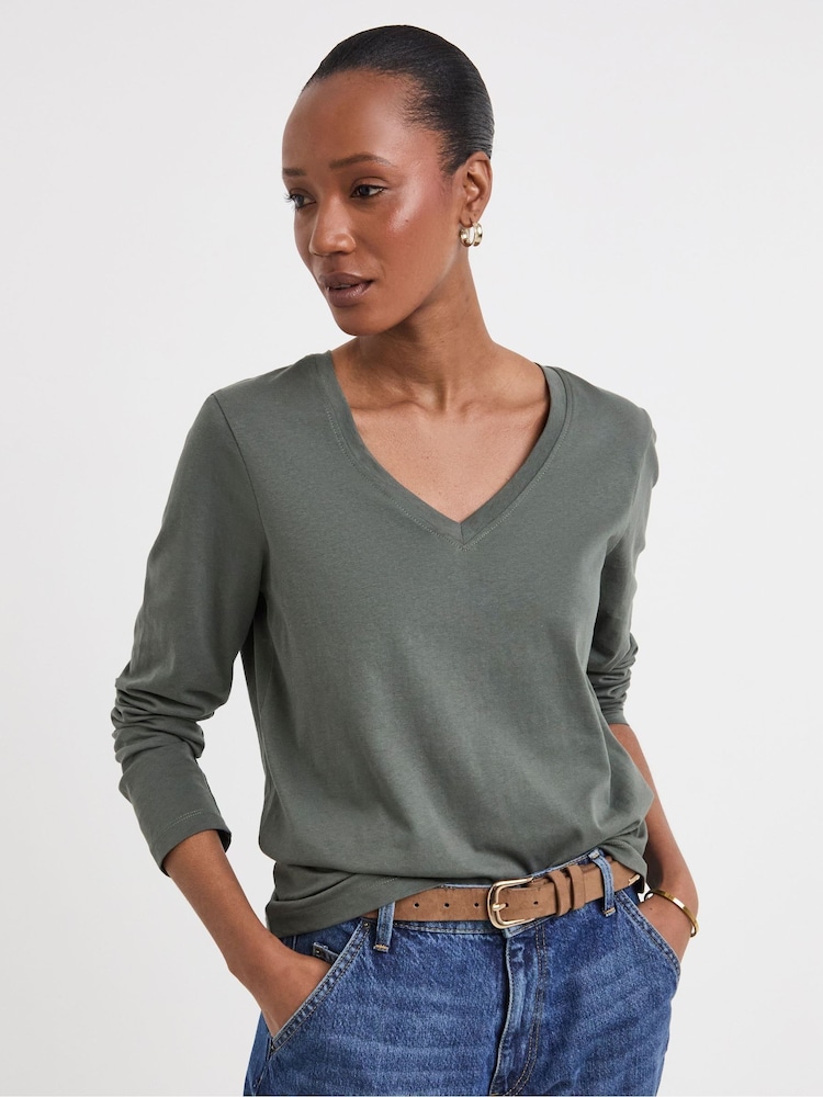 JD Williams White/ Khaki /Black 3 Pack V-Neck Long Sleeve Tops - Image 2 of 4 JD Williams White/ Khaki /Black 3 Pack V-Neck Long Sleeve Tops - Image 2 of 4