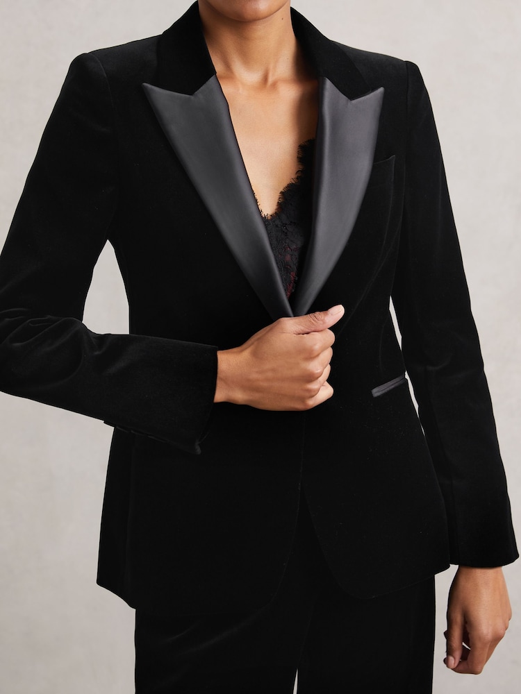 Reiss Black Myrtle Petite Velvet Single Breasted Suit Blazer - Image 1 of 7 Reiss Black Myrtle Petite Velvet Single Breasted Suit Blazer - Image 1 of 7