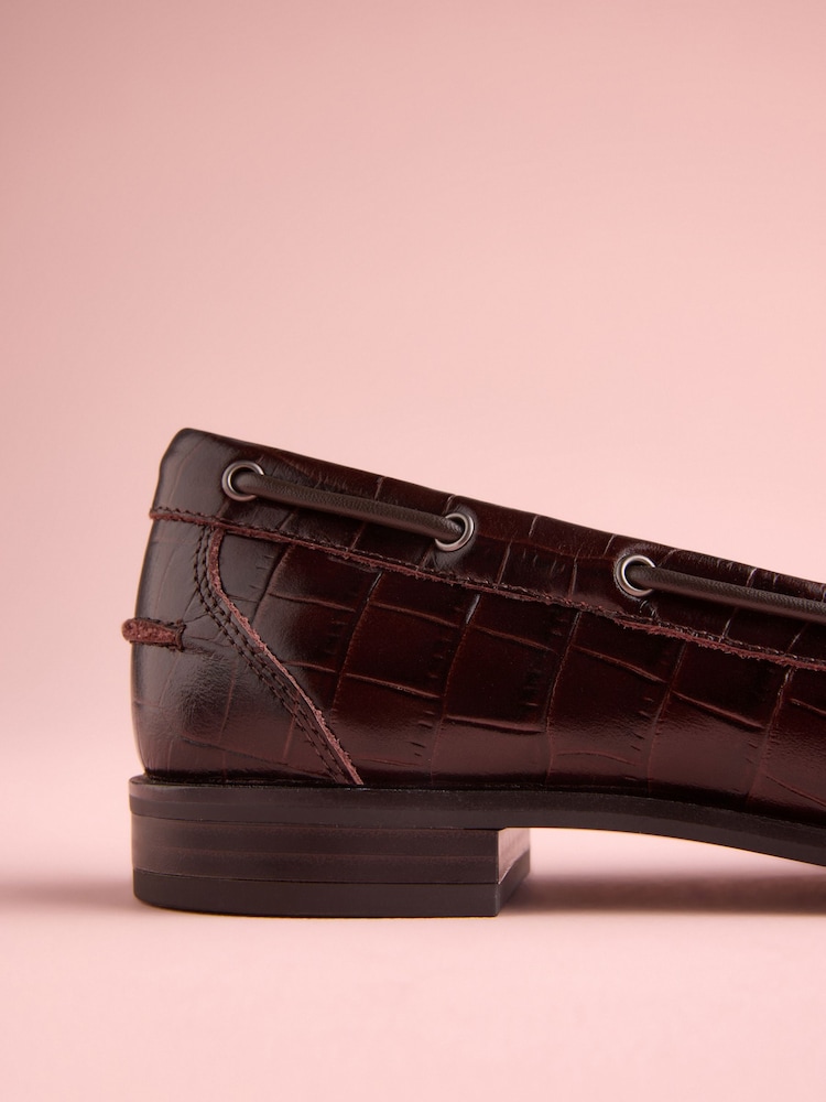 Chocolate Brown Croc Embossed Tabitha Simmons x Next Urban Leather Bow Loafers - Image 7 of 7 Chocolate Brown Croc Embossed Tabitha Simmons x Next Urban Leather Bow Loafers - Image 7 of 7