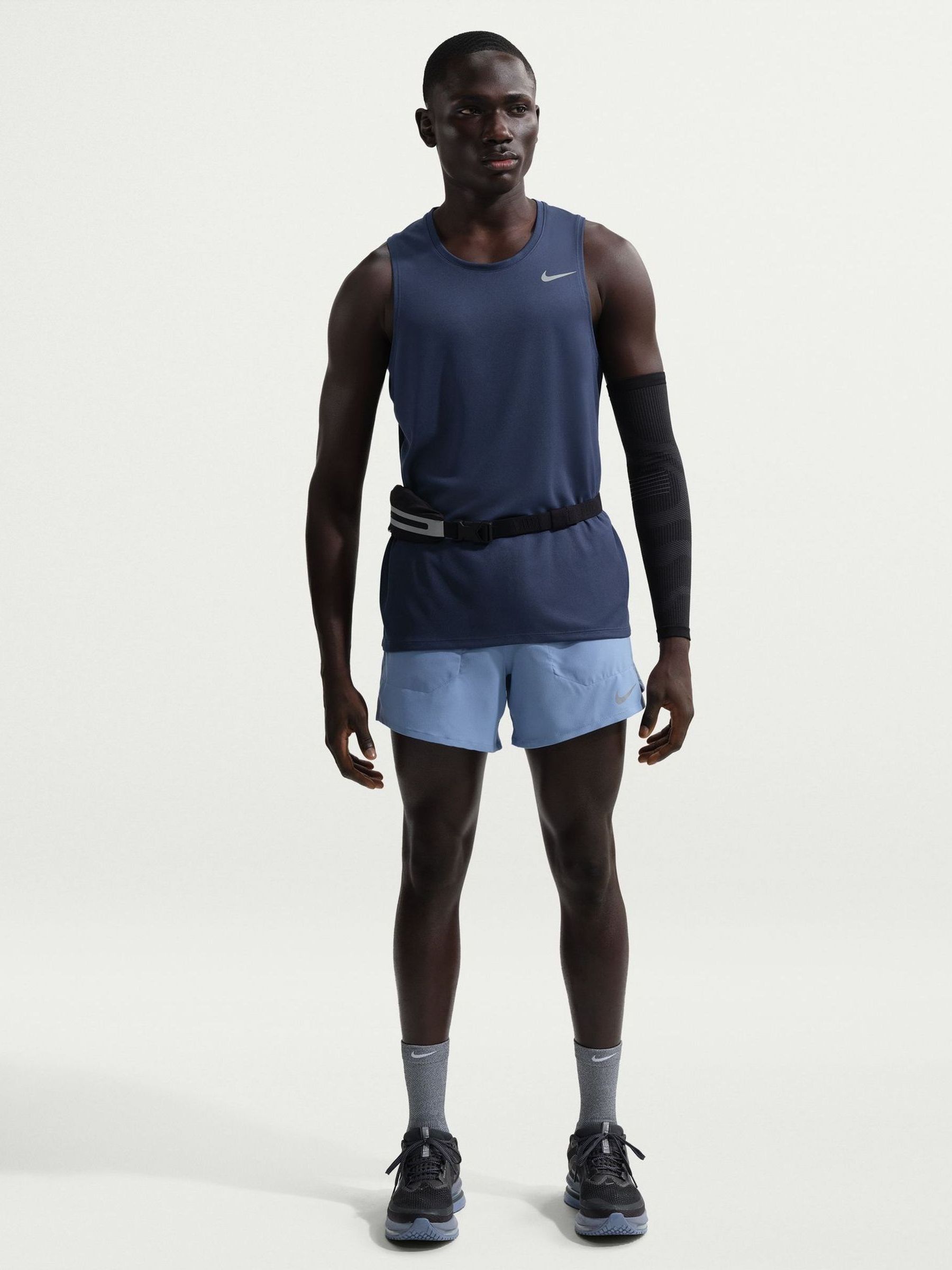 dave nike vest