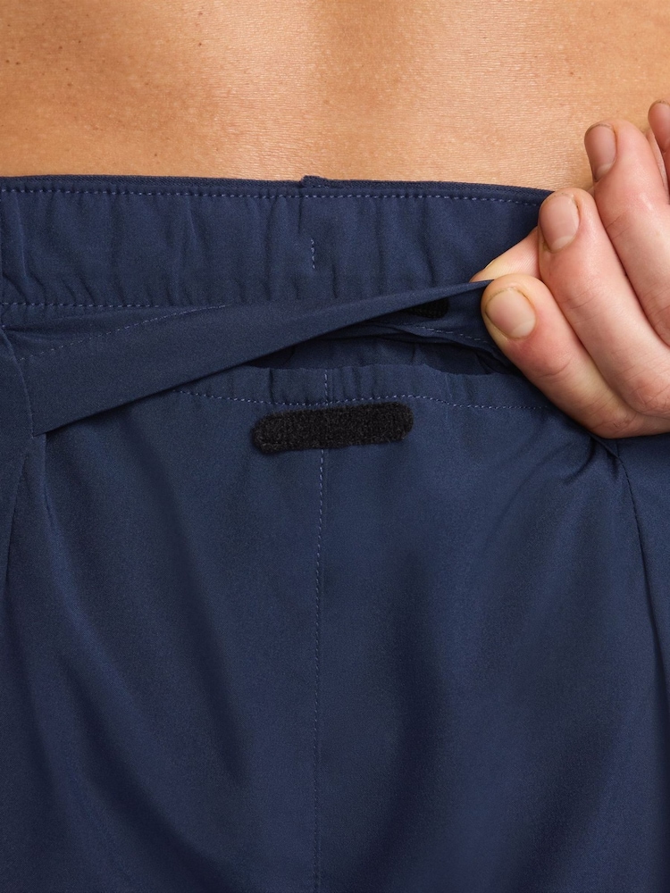 Nike Midnight Navy Blue 7 Inch Dri-FIT Challenger Unlined Running Shorts - Image 4 of 4 Nike Midnight Navy Blue 7 Inch Dri-FIT Challenger Unlined Running Shorts - Image 4 of 4
