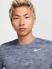 Nike Midnight Navy Dri-FIT Veneer Training T-Shirt - Image 4 of 4