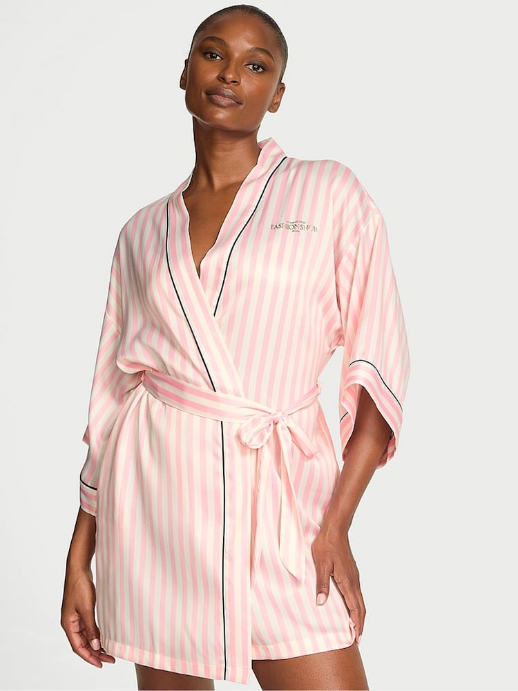 Victoria's Secret Pink Iconic Stripe Fashion Show Satin Short Piped Robe - Image 2 of 3 Victoria's Secret Pink Iconic Stripe Fashion Show Satin Short Piped Robe - Image 2 of 3