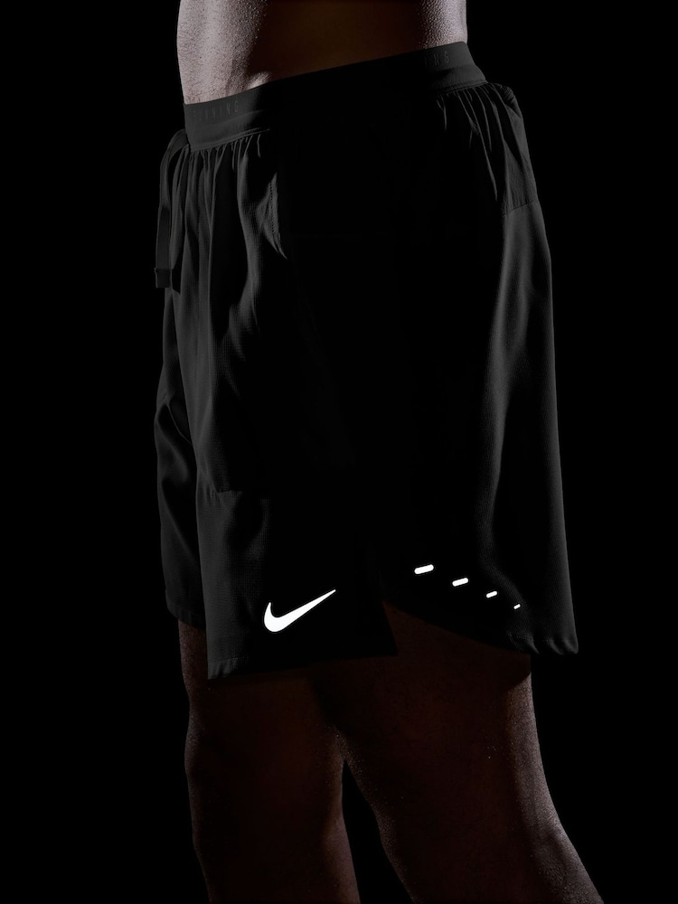 Nike Smoke Grey Dri-FIT Stride 7 Inch Brief Lined Running Shorts - Image 8 of 8