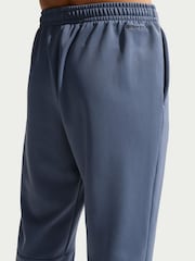 Nike Diffused Blue Hyverse Dri-FIT Fleece Training Joggers - Image 4 of 6